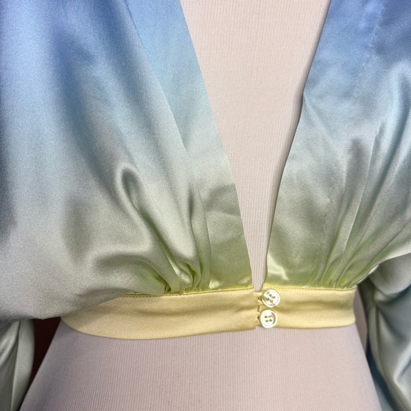 Retrofete Clarisa Silk Crop Top Size XS Rainbow Sky Ombre Long Sleeve NWT - Picture 7 of 14